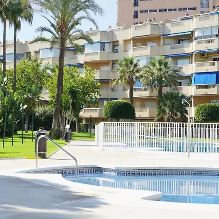 Costa Lago *